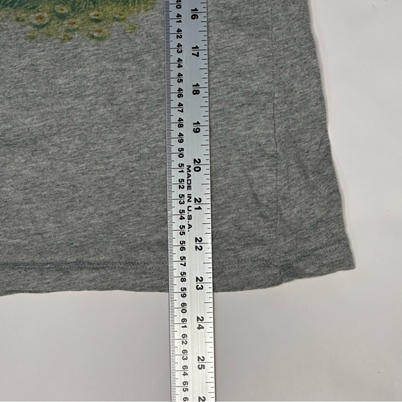 Disney Uniqlo Women’s Bambi Graphic Grey Tee Small - Picture 6 of 7